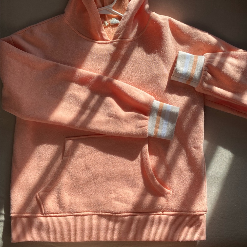 Sky and Sparrow Girls sweater
